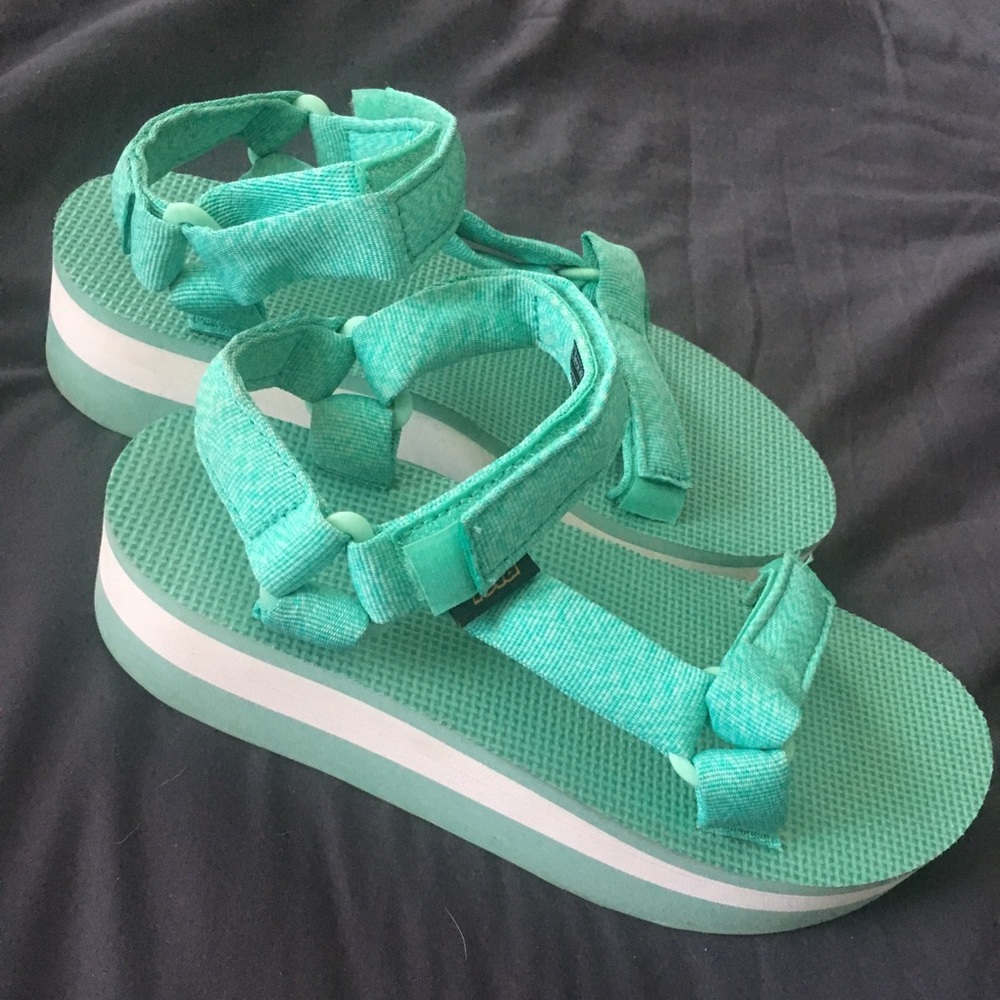 Platform Tevas